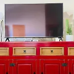 シャレー Amplio Con Piscina Privada Terraza Y Barbacoa Cerca Del Pueblo