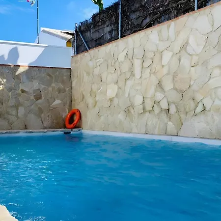 Amplio Con Piscina Privada Terraza Y Barbacoa Cerca Del Pueblo コニル・デ・ラ・フロンテラ