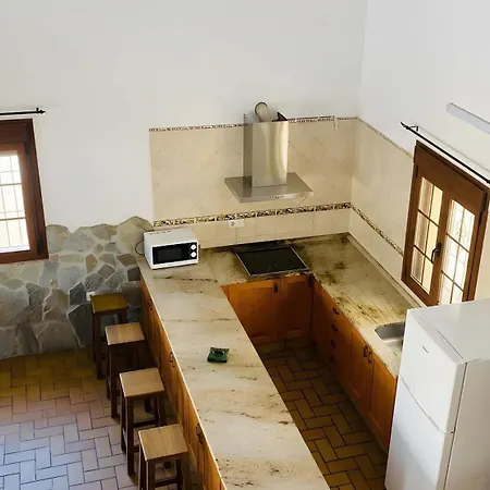 Horská chata Amplio Con Piscina Privada Terraza Y Barbacoa Cerca Del Pueblo