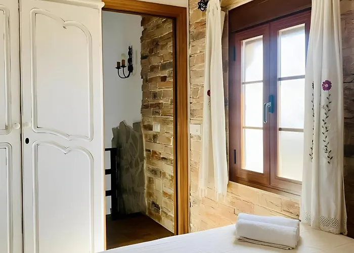 Amplio Con Piscina Privada Terraza Y Barbacoa Cerca Del Pueblo * كونيل ذي لا فرونتيرا