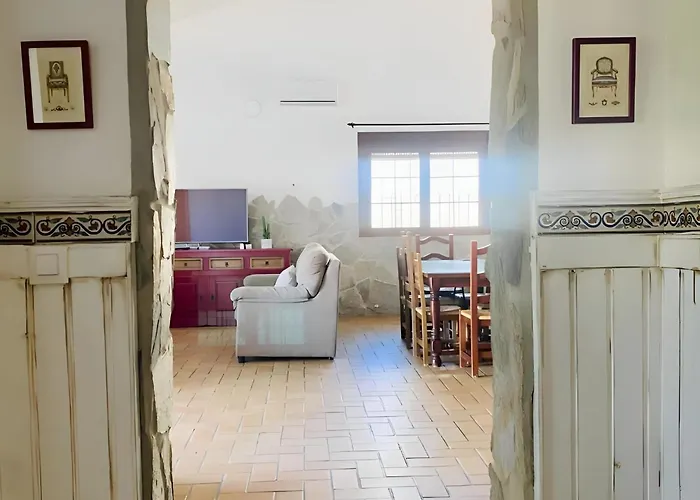 Amplio Con Piscina Privada Terraza Y Barbacoa Cerca Del Pueblo * كونيل ذي لا فرونتيرا